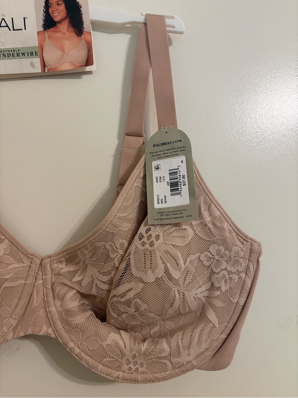 42DD Beauty by Bali Breathable Lace Underwire Bra Full Coverage Beige/tan - Picture 5 of 8